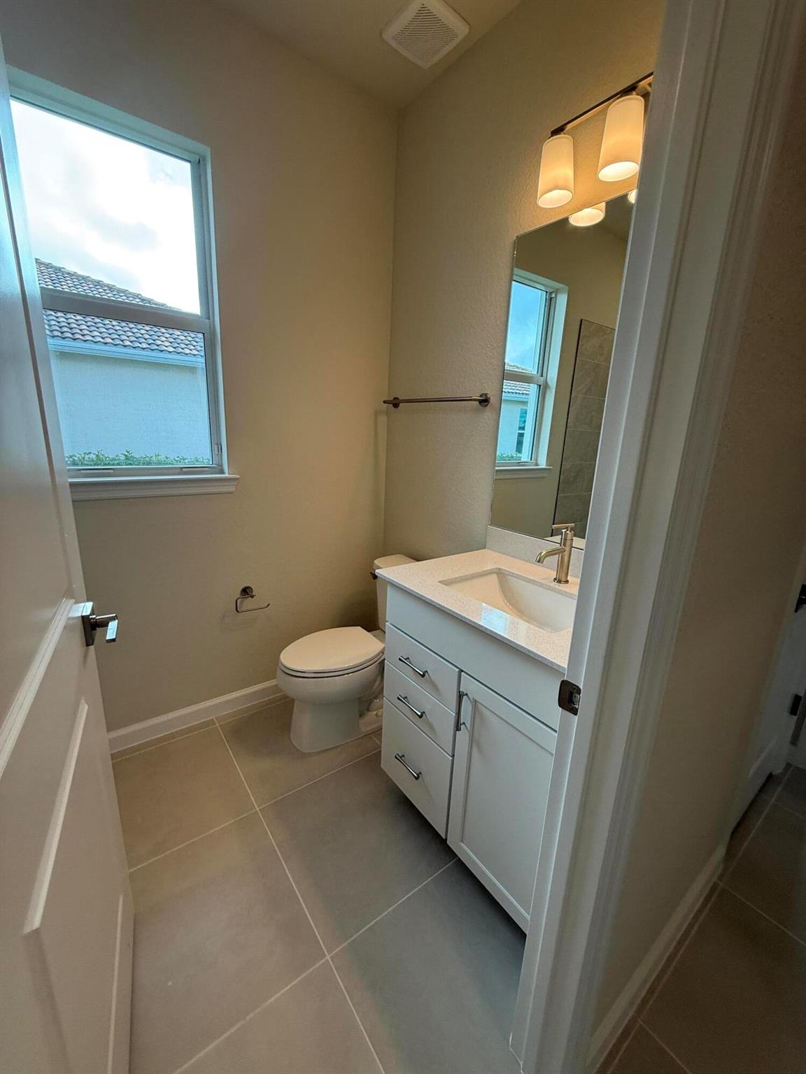 PULTE AT TRADITION PHASE - Residential Lease