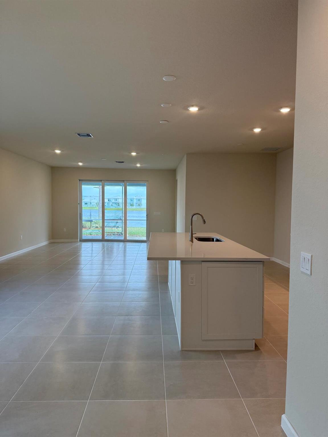 PULTE AT TRADITION PHASE - Residential Lease