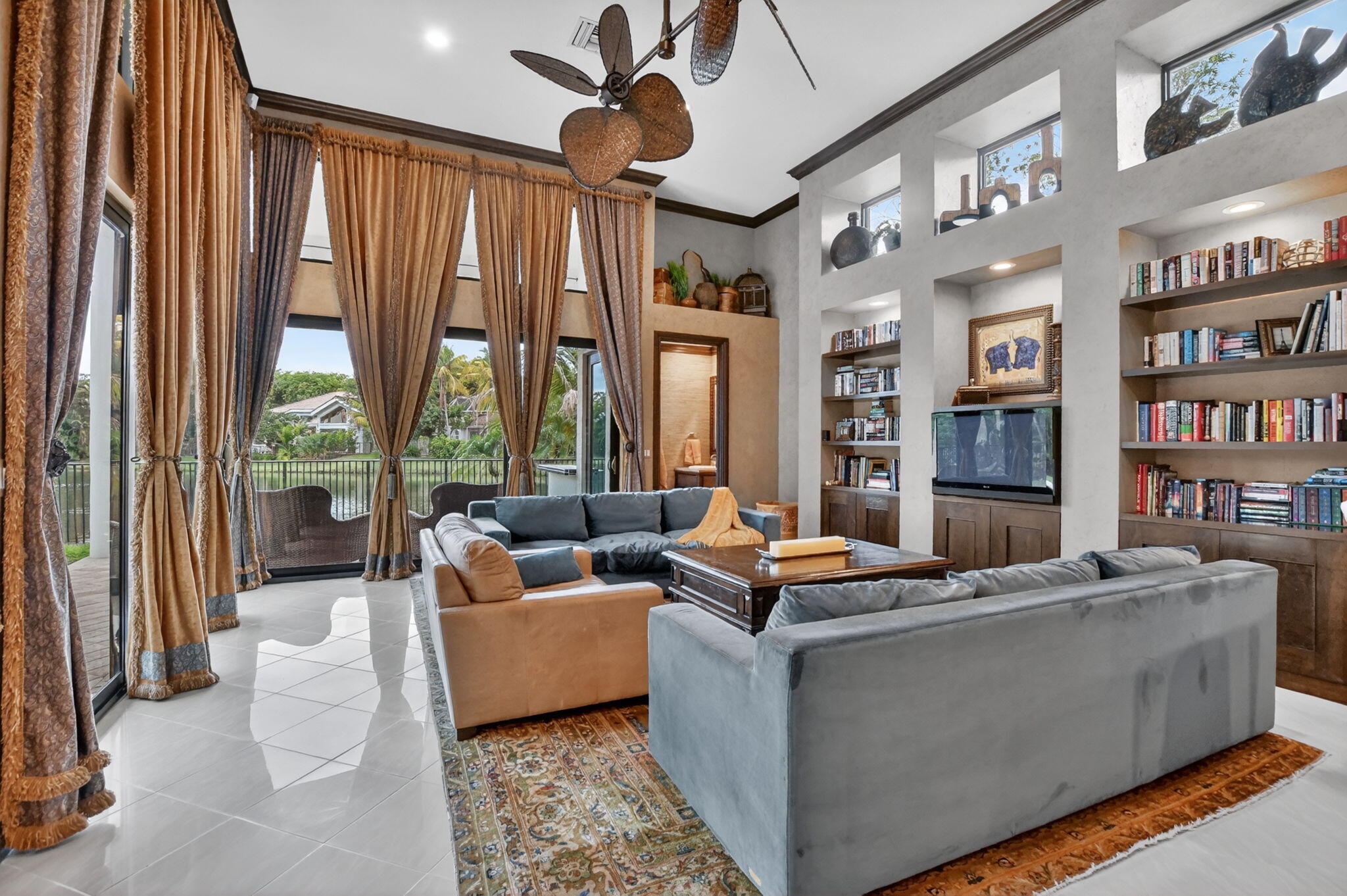 FOX LANDING - Residential