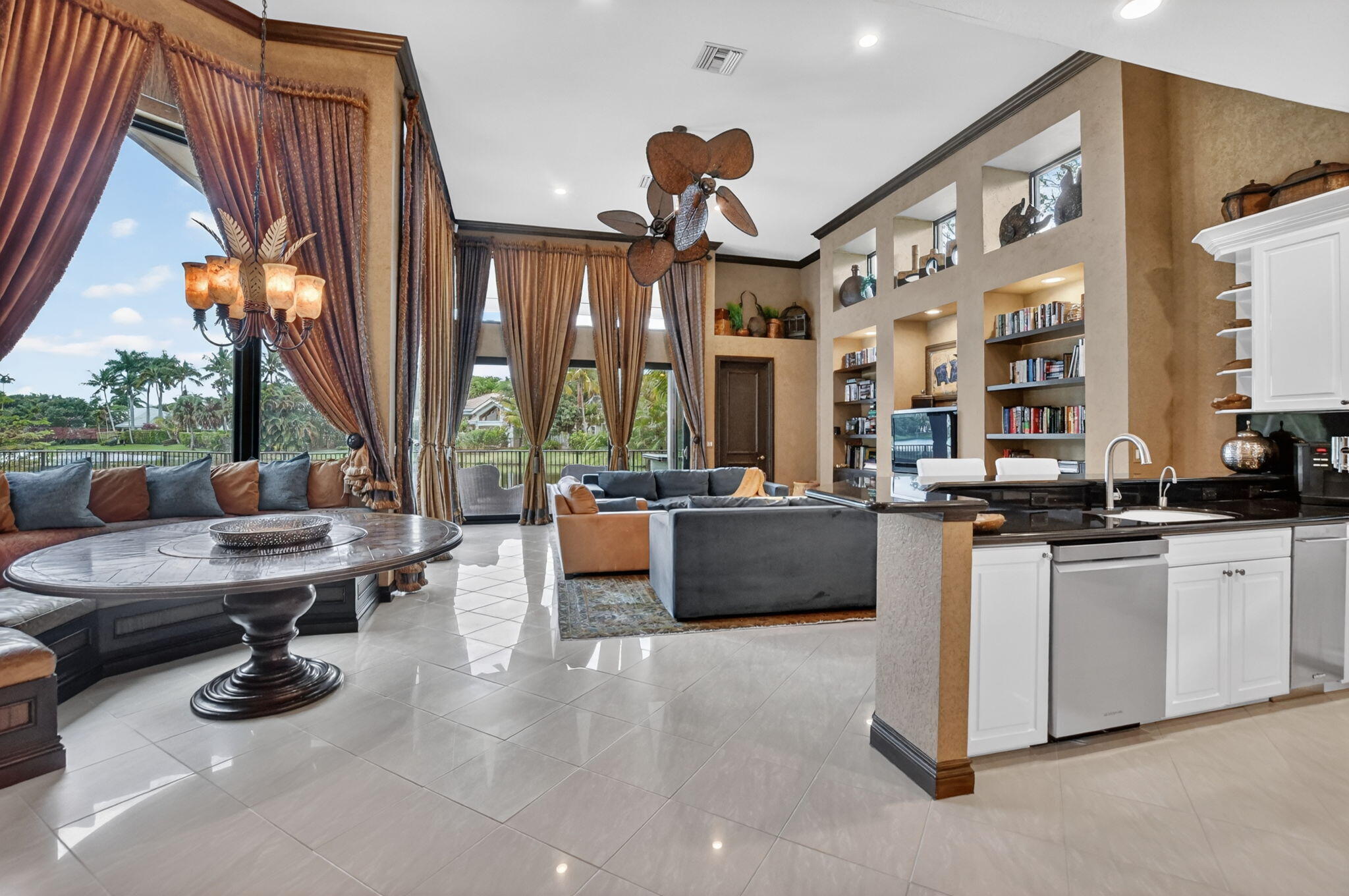 FOX LANDING - Residential