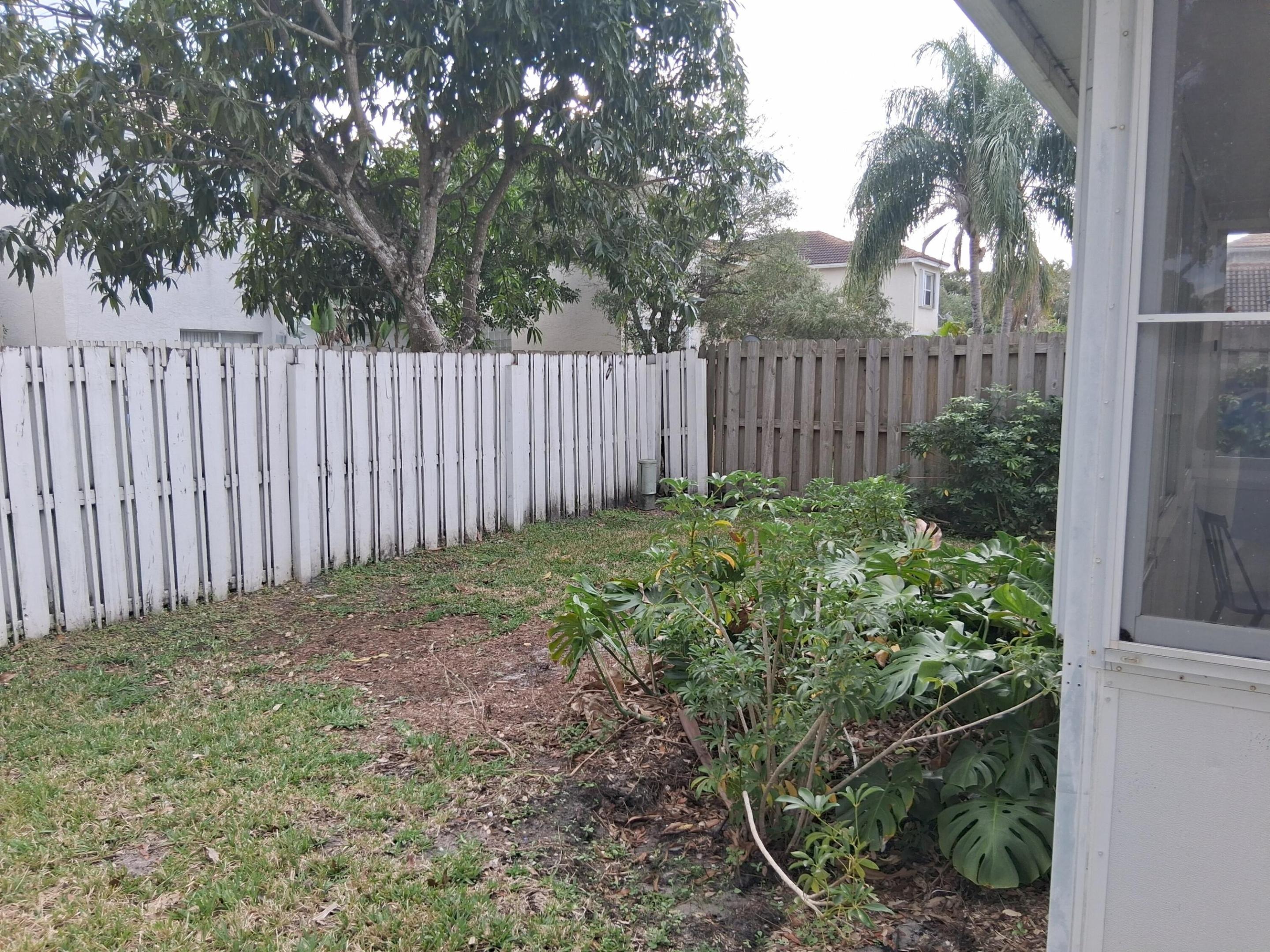 CHARLESTON SHORES - Residential