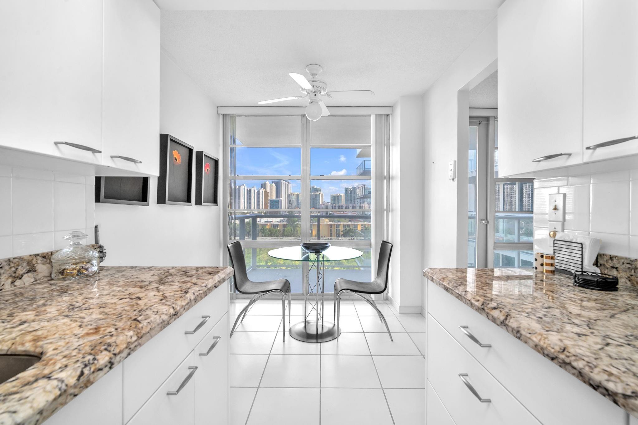 Winston Towers 300 - Residential