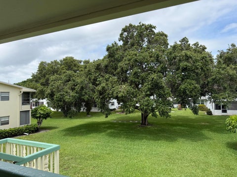 Tiny photo for 362 Oakridge T, Deerfield Beach, FL 33442 (MLS # B26037032)