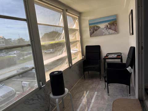 Tiny photo for 362 Oakridge T, Deerfield Beach, FL 33442 (MLS # B26037032)