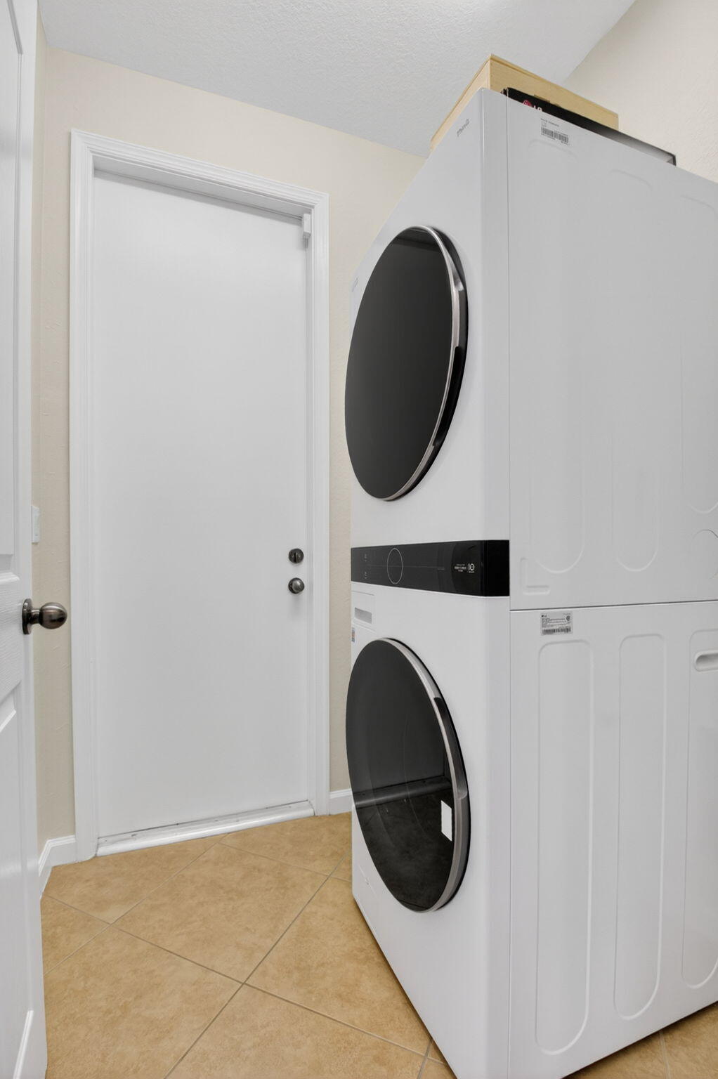 KNOLLWOOD - Residential