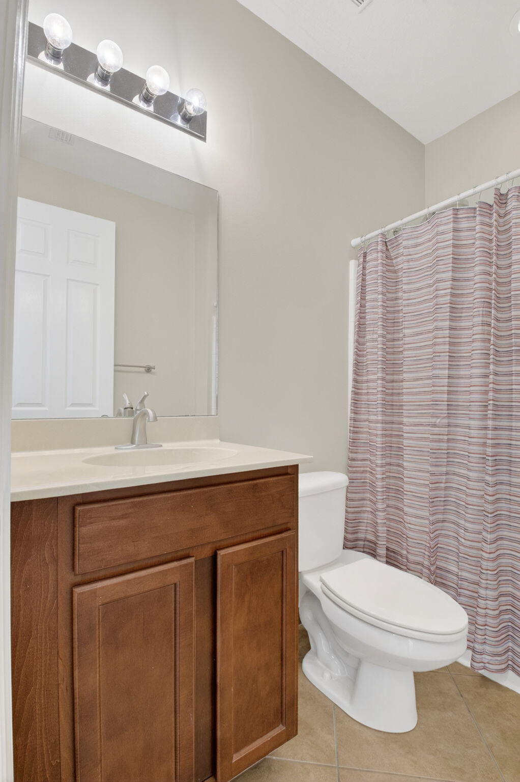 KNOLLWOOD - Residential