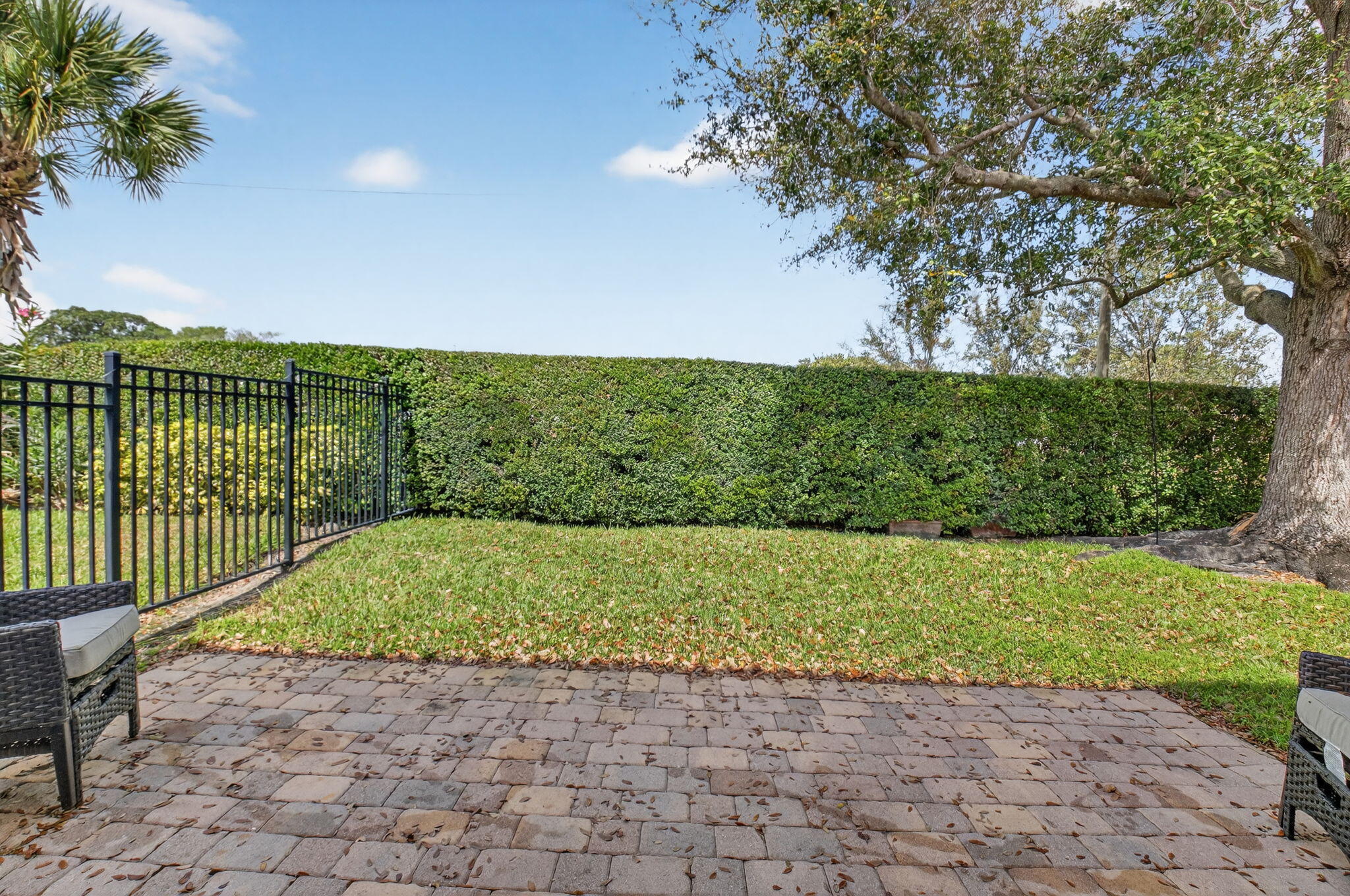 KNOLLWOOD - Residential