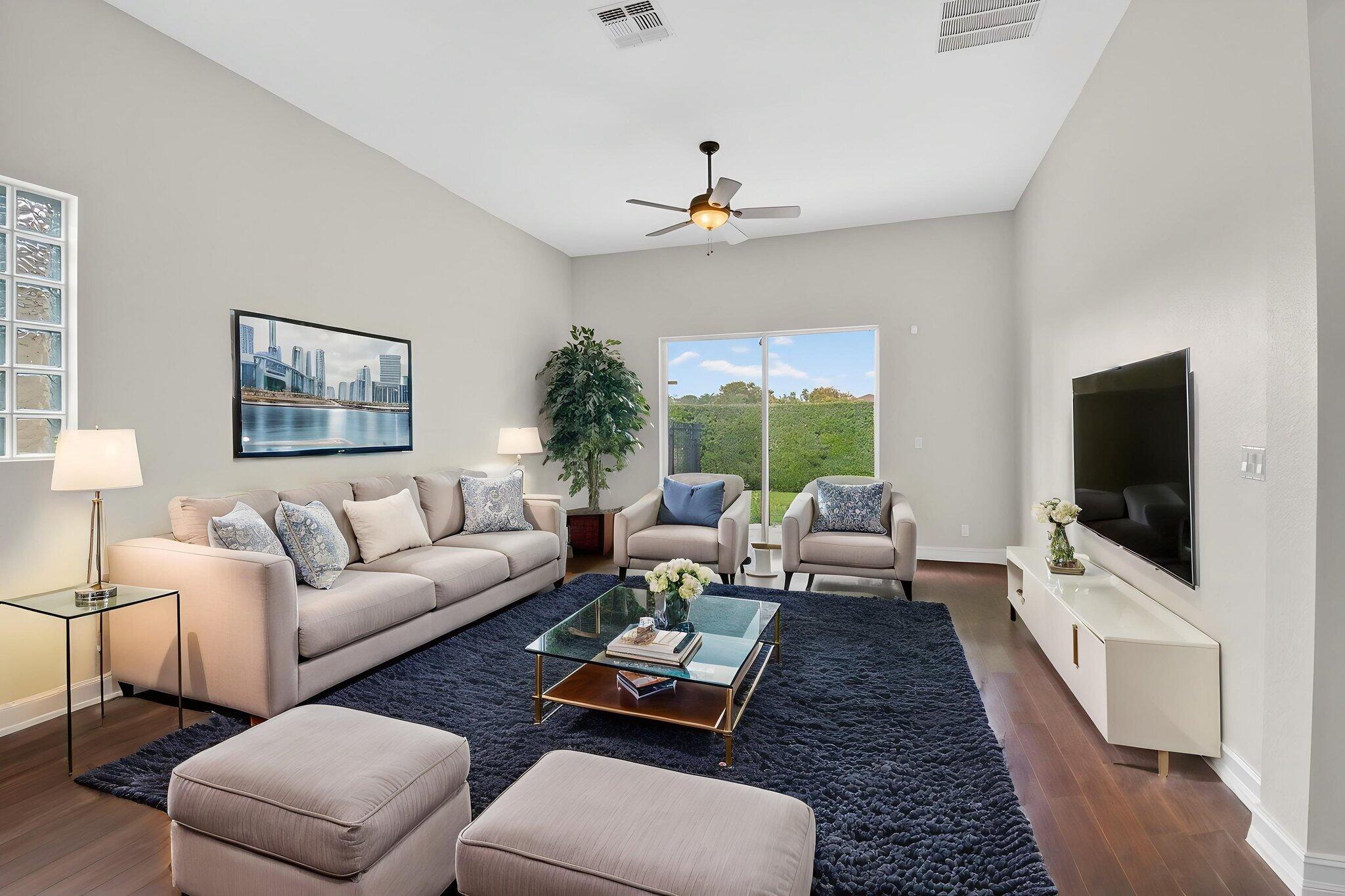 KNOLLWOOD - Residential