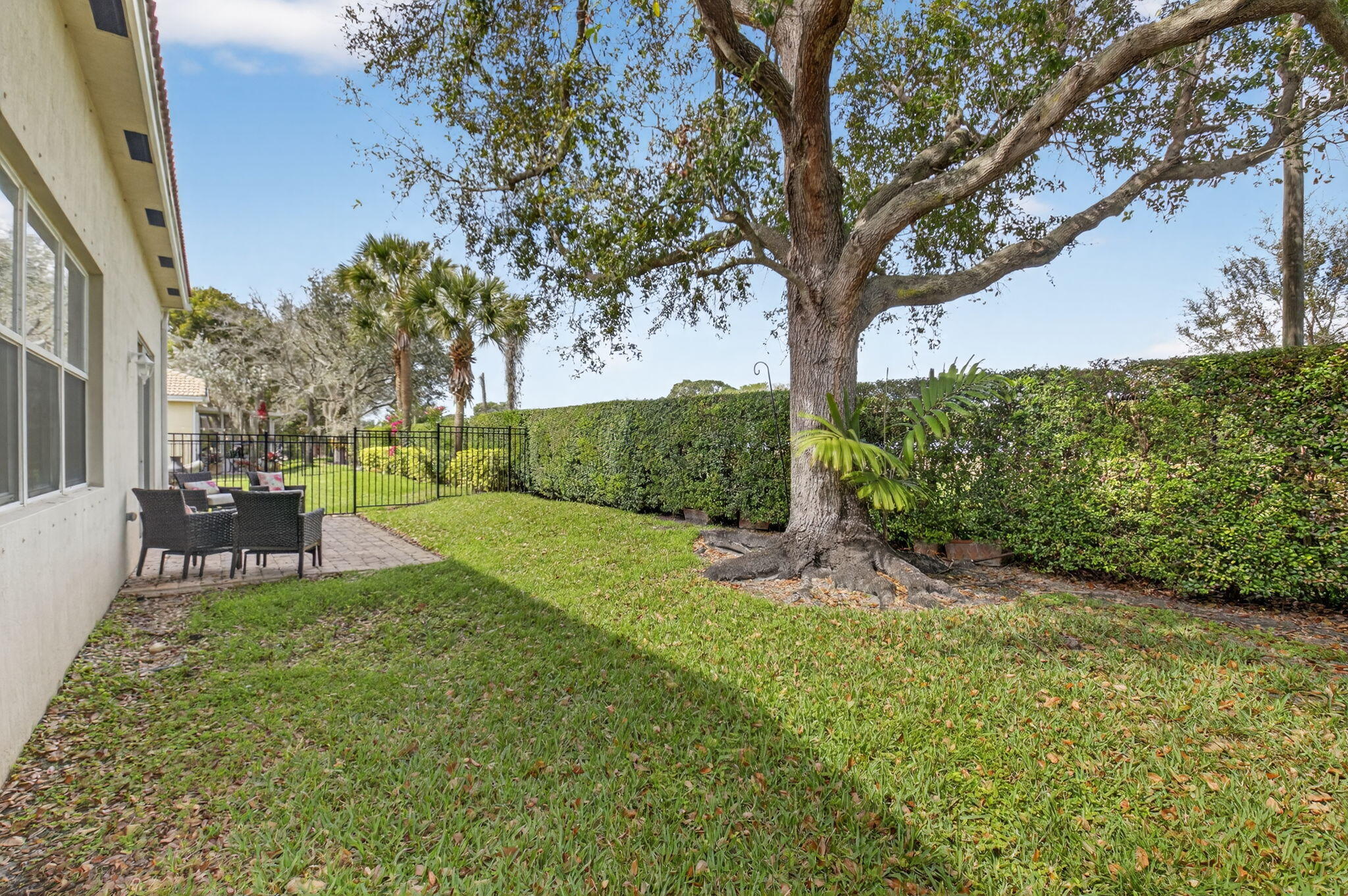 KNOLLWOOD - Residential