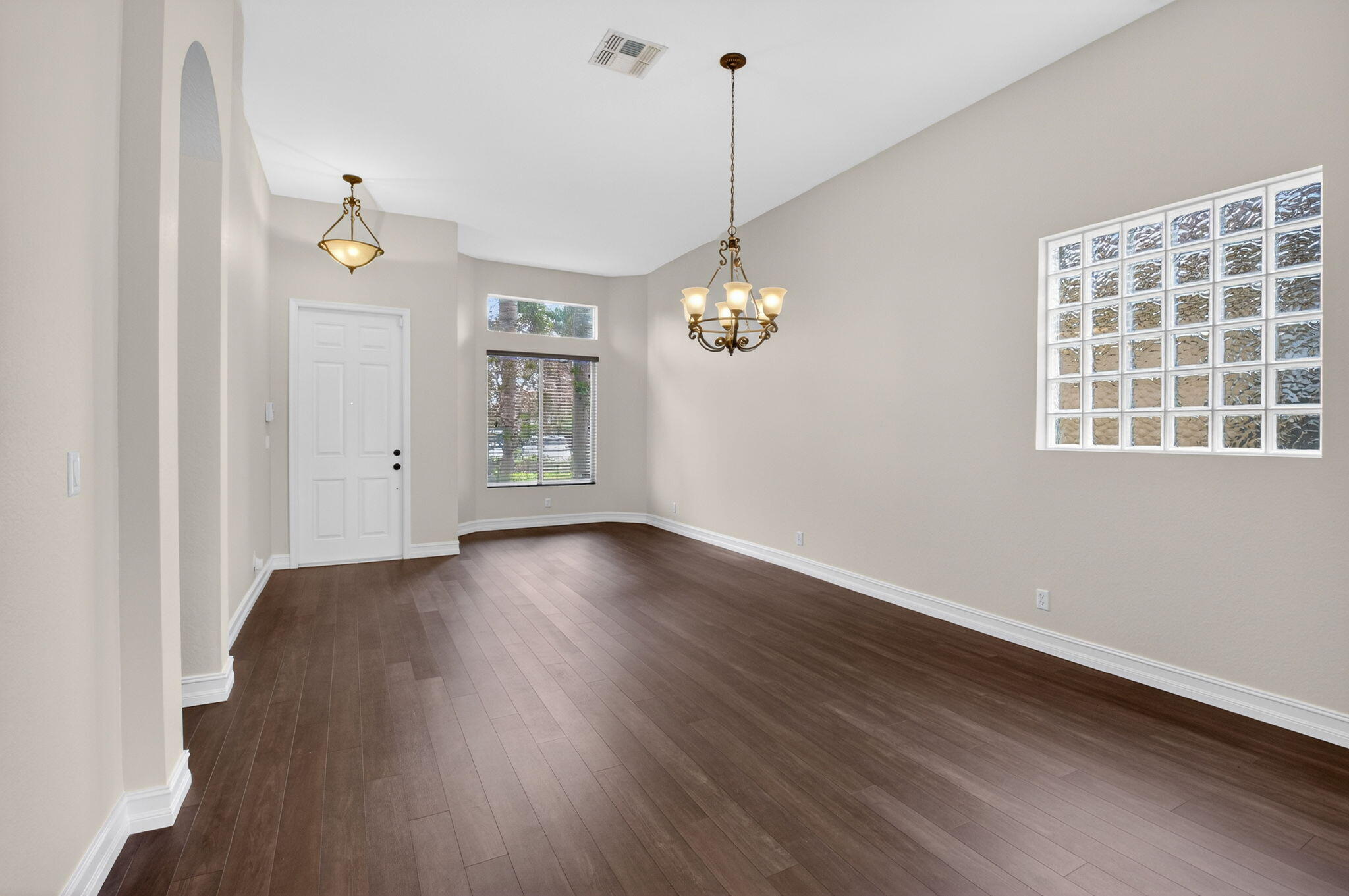 KNOLLWOOD - Residential