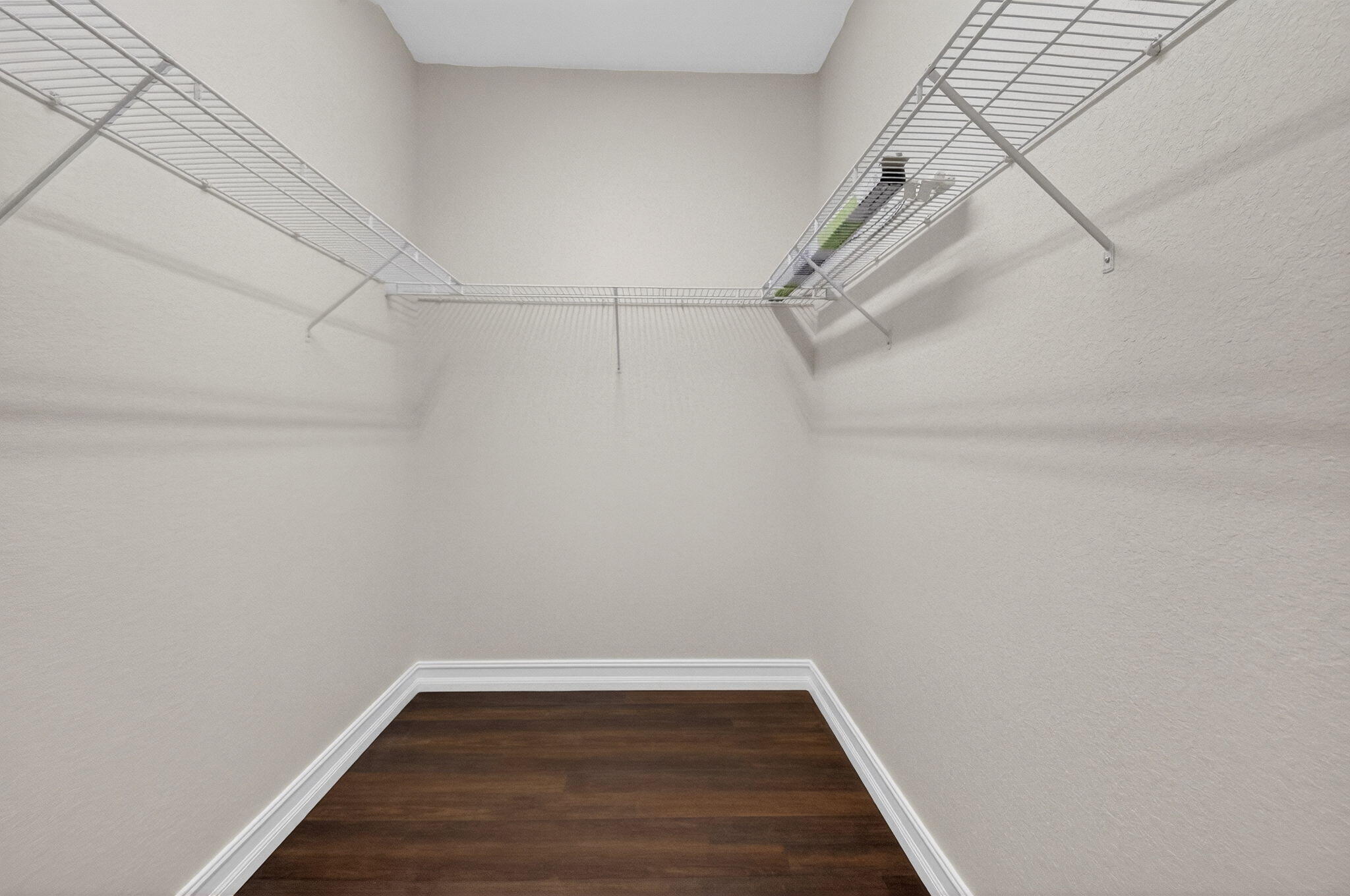 KNOLLWOOD - Residential