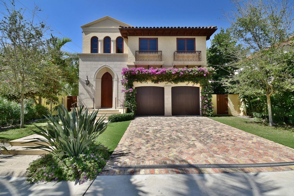 Photo of 358 Hibiscus Avenue, Palm Beach, FL 33480 (MLS # R11015450)