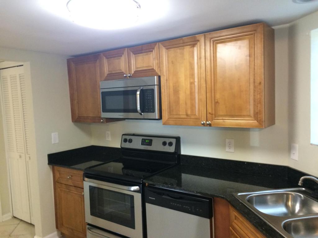 WEYBRIDGE TOWNHOMES PH I - Residential Lease