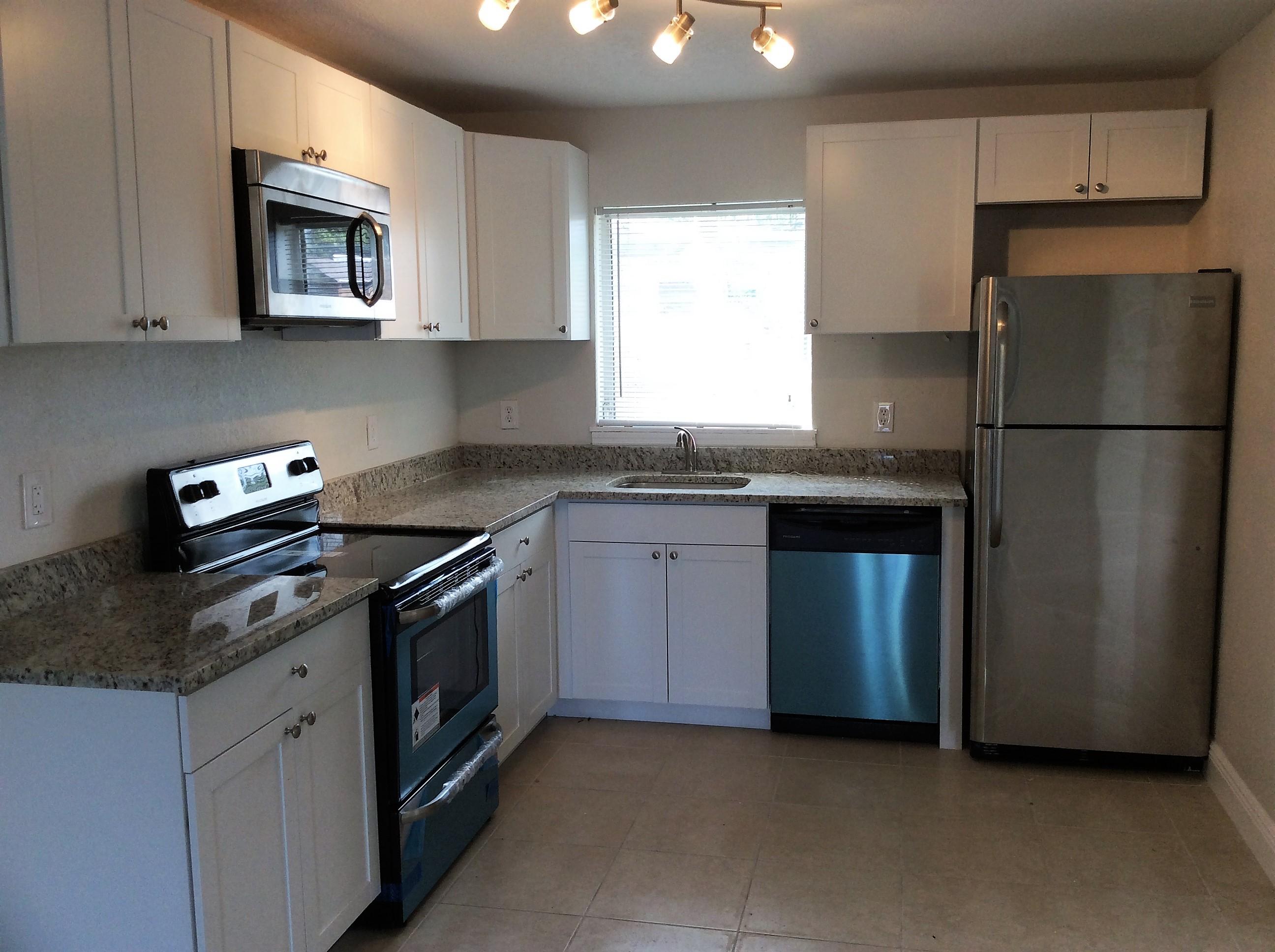 ROLLING GREEN - Residential