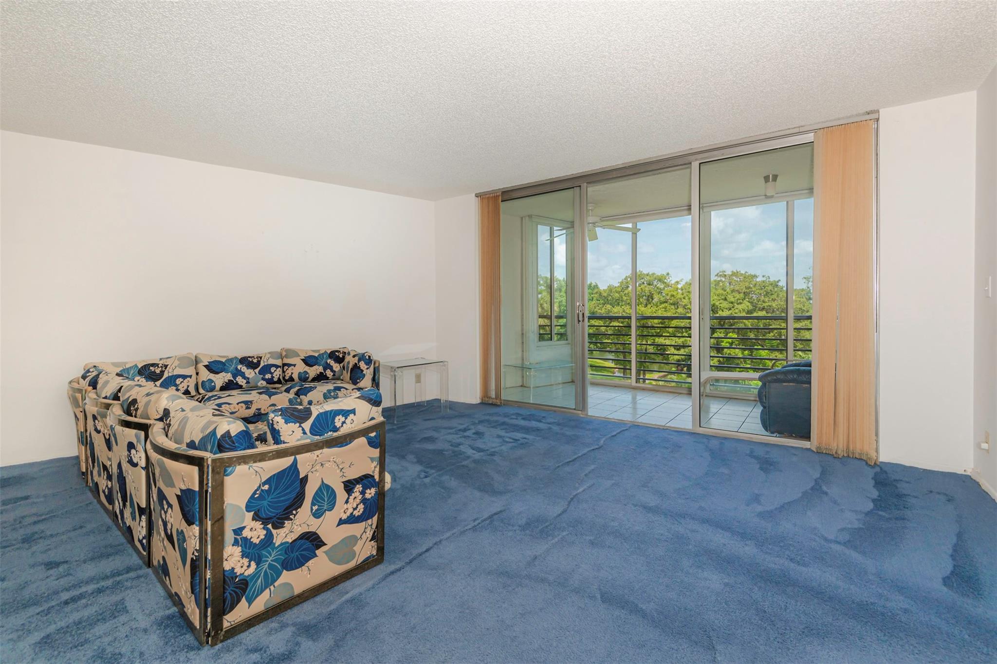 625 Oaks Dr 504