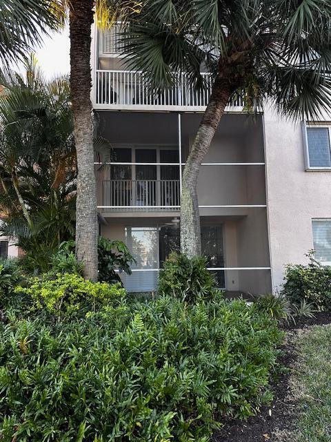 JUPITER BAY ONE THRU SIX CONDO - Residential