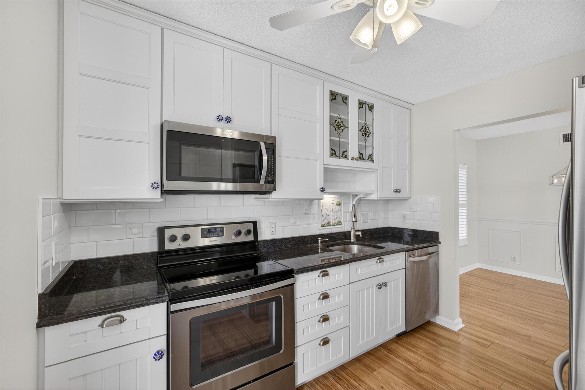 SUGAR SANDS - Residential Lease