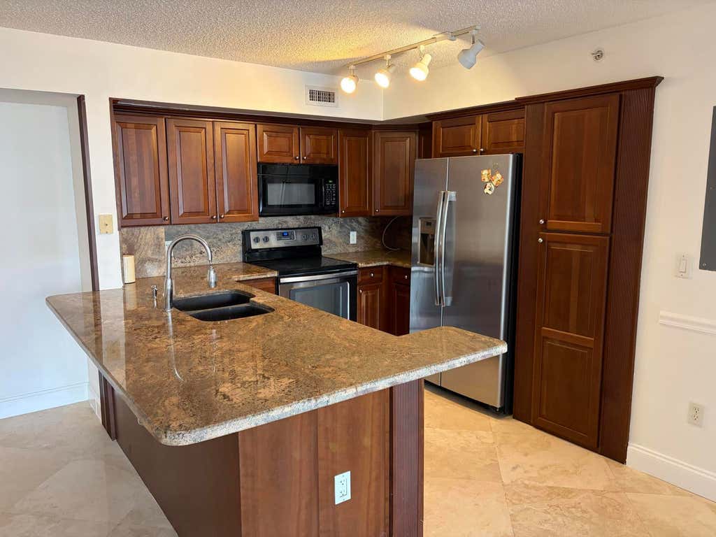 Photo of 1801 N FLAGLER Drive #821, West Palm Beach, FL 33407 (MLS # B26064037)