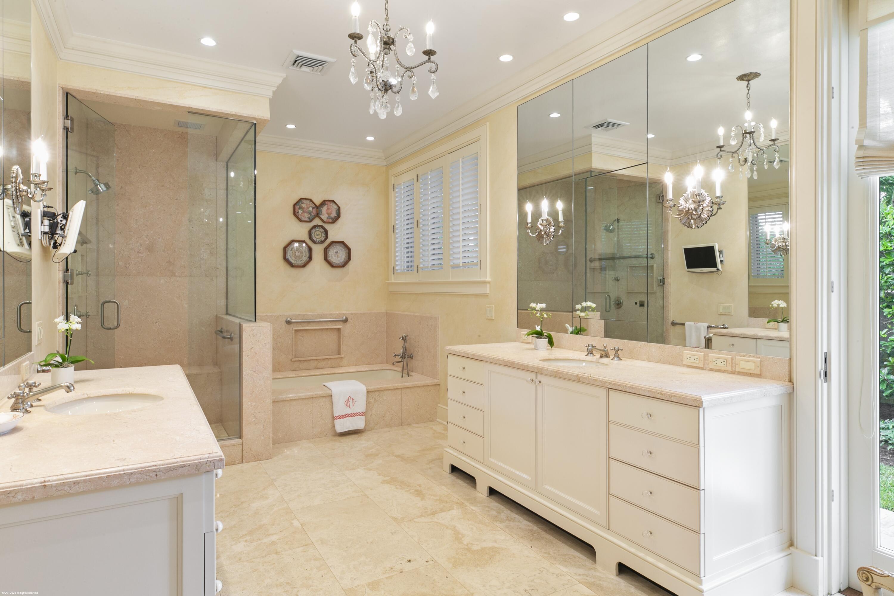 Jupiter Island - Residential