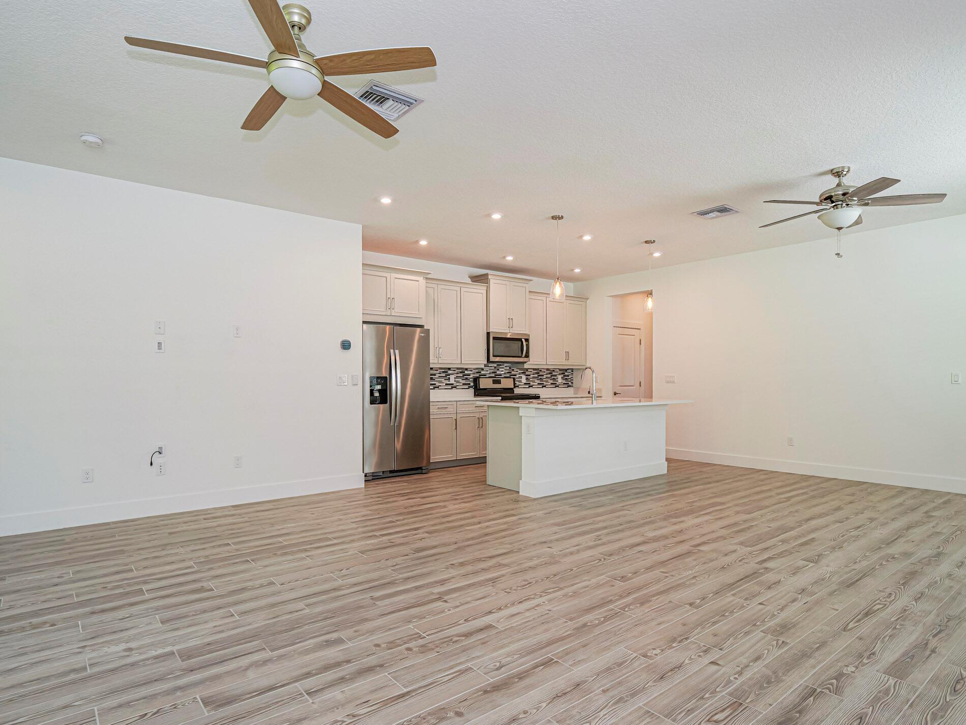TELARO AT SOUTHERN GROVE - Residential Lease