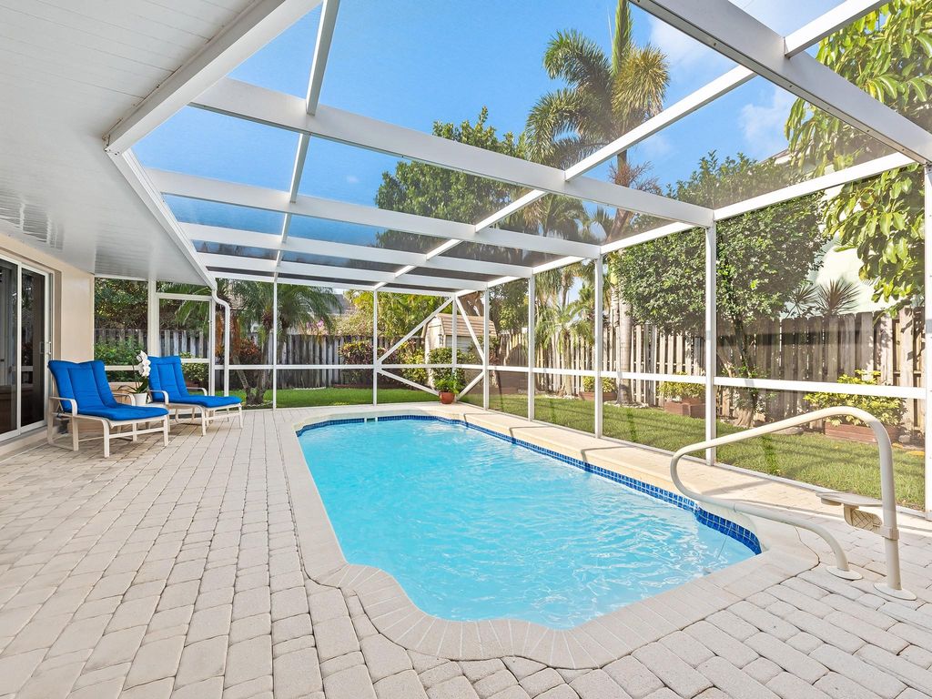 Photo of 3617 NE 23rd Avenue, Fort Lauderdale, FL 33308 (MLS # F10496846)