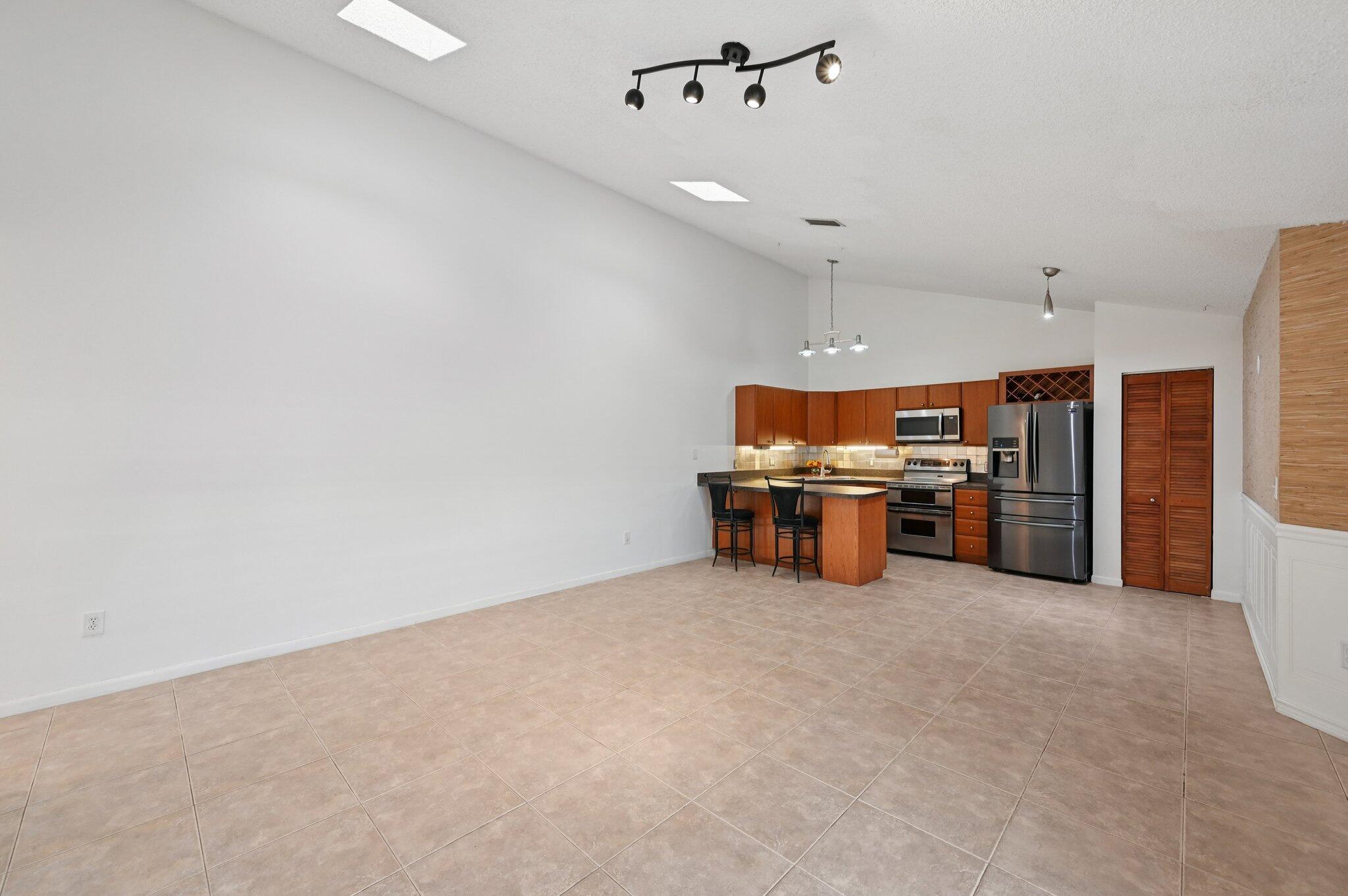 WESTWOOD GARDENS - Residential