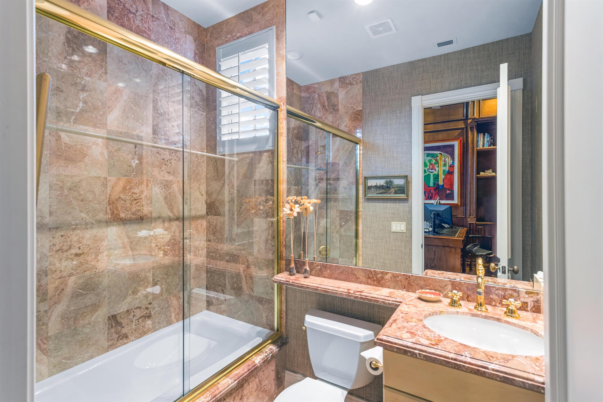 THE SANCTUARY - Residential