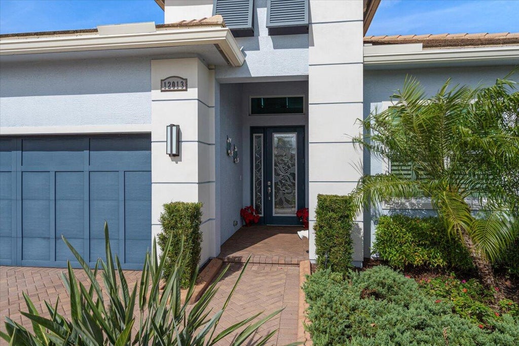 Photo of 12013 SW Vano Way, Port Saint Lucie, FL 34987 (MLS # R11055034)
