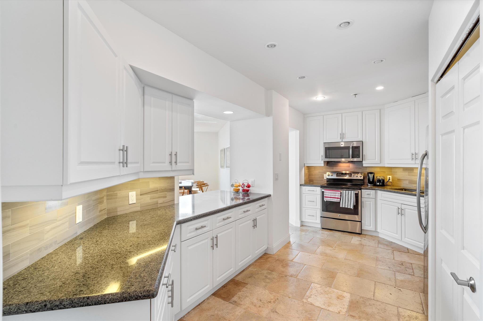 3201 S Ocean Boulevard 504