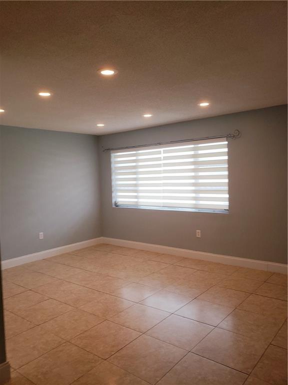 Sunrise Golf Village Sec - Residential Lease