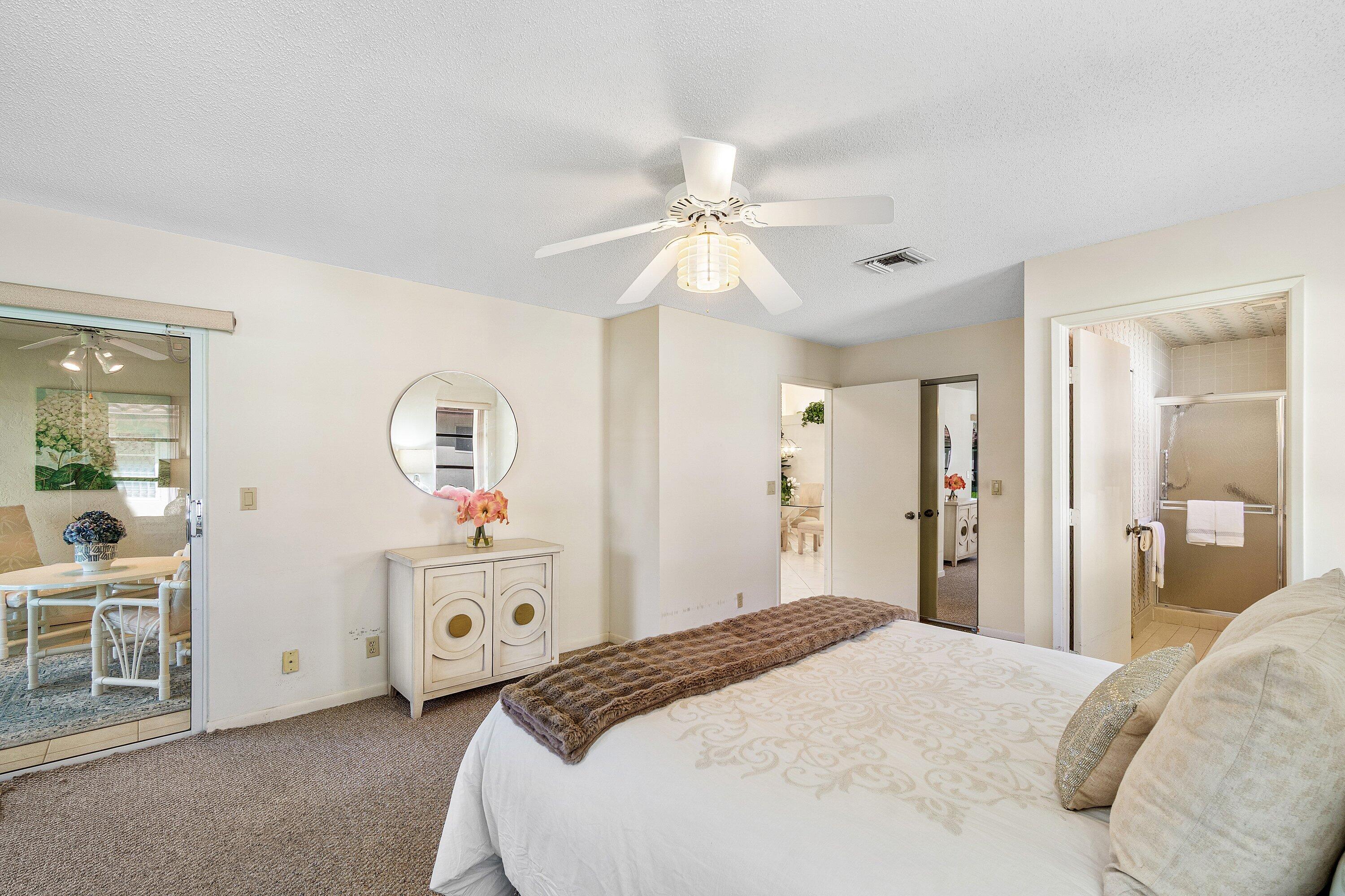HUNTINGTON POINTE - Residential