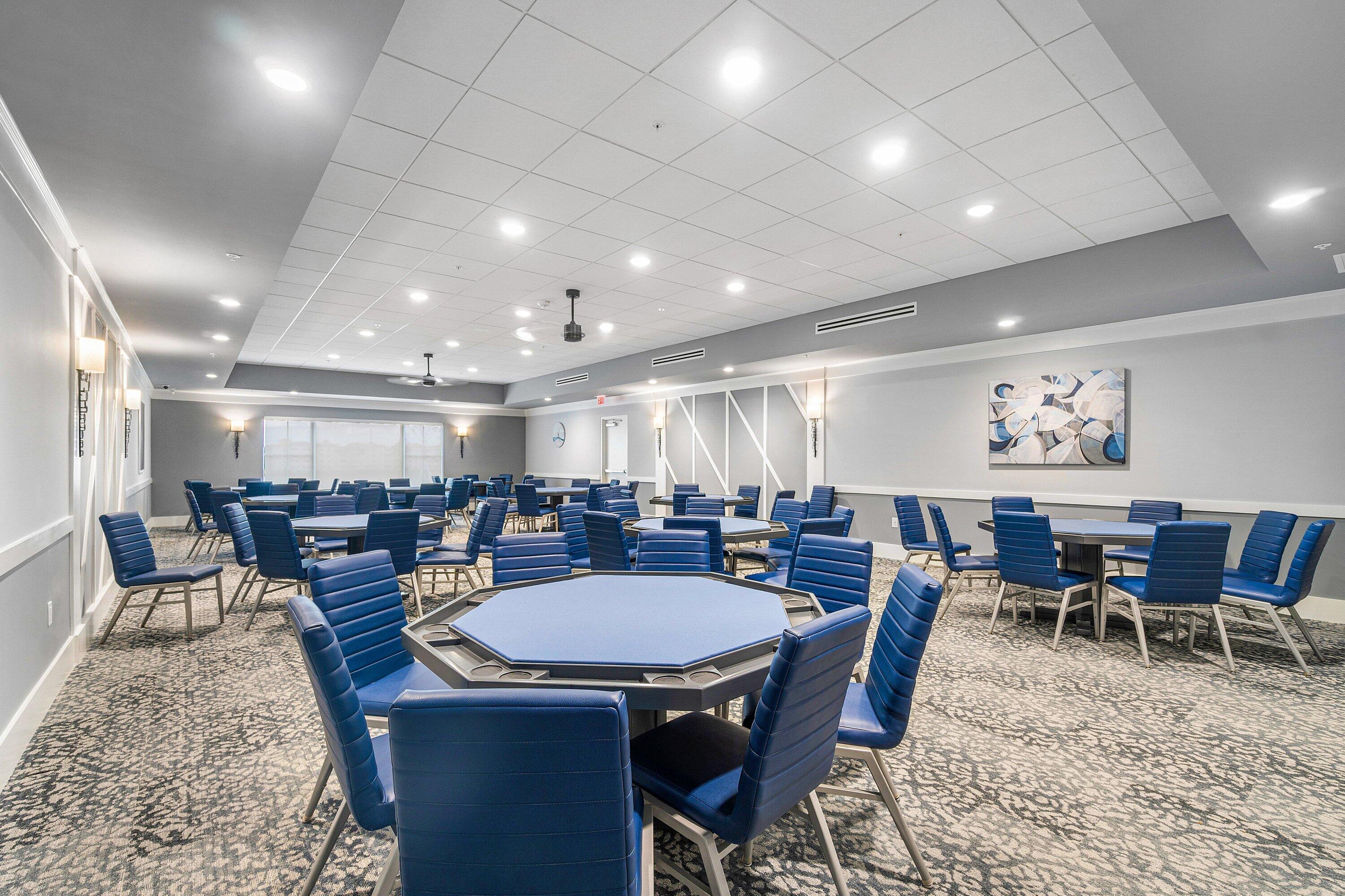 HUNTINGTON POINTE - Residential
