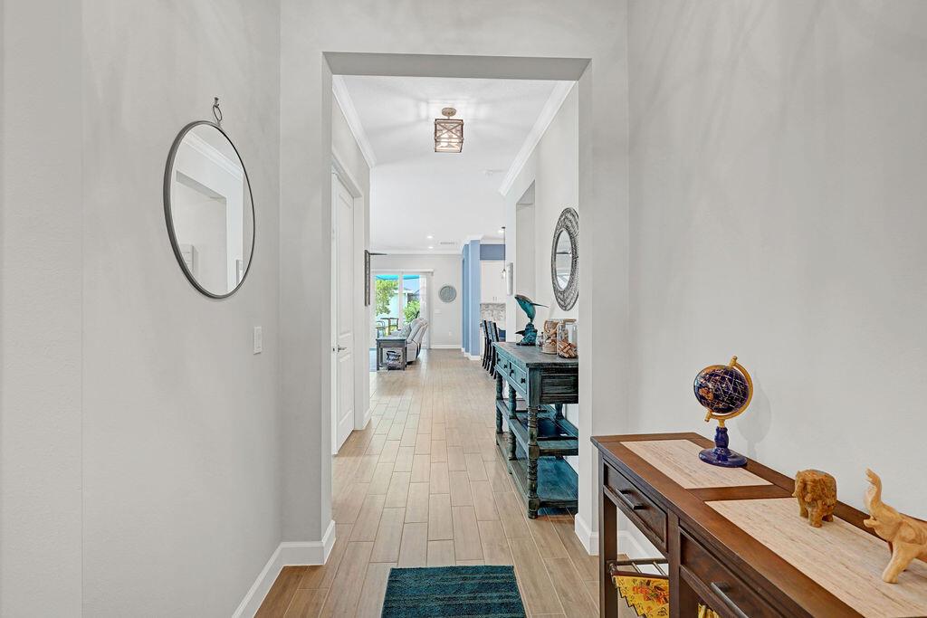 732 SE Bloomfield Road