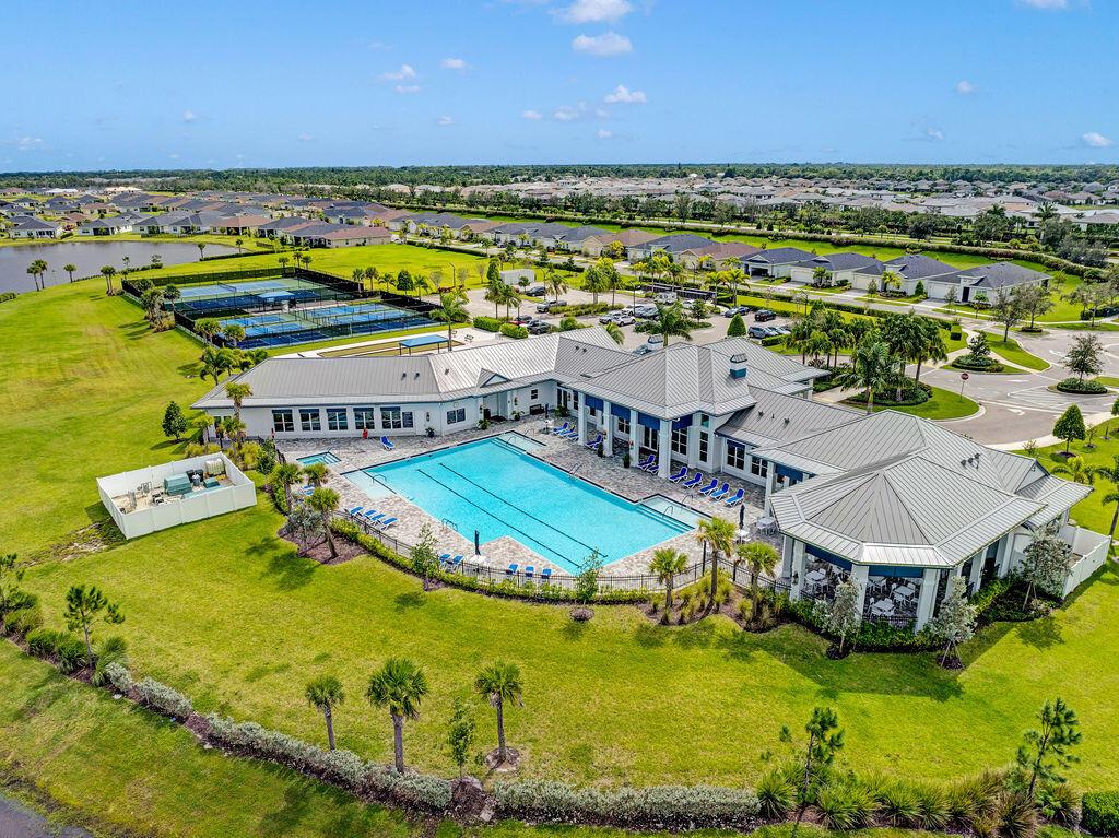 VERANDA PRESERVE WEST PHA - Residential