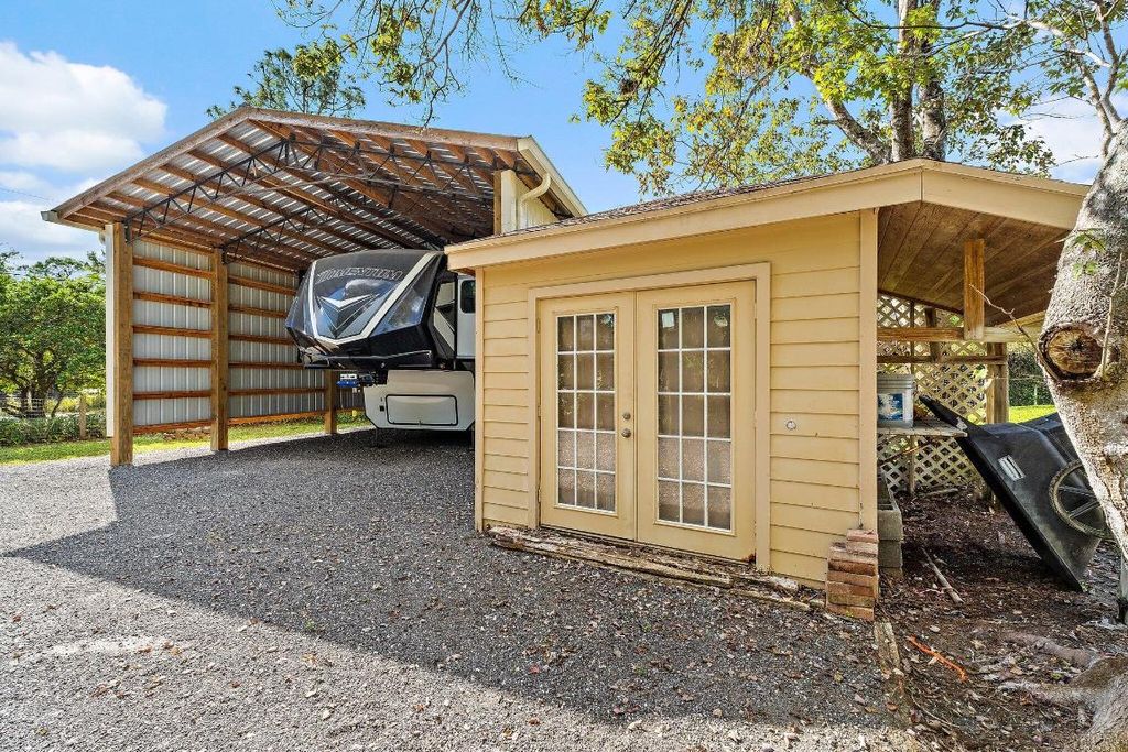 Photo of 16490 130th Avenue N, Jupiter, FL 33478 (MLS # R11154536)