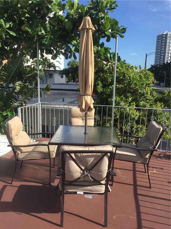 Lauderdale Beach 4-2 B - Residential Lease