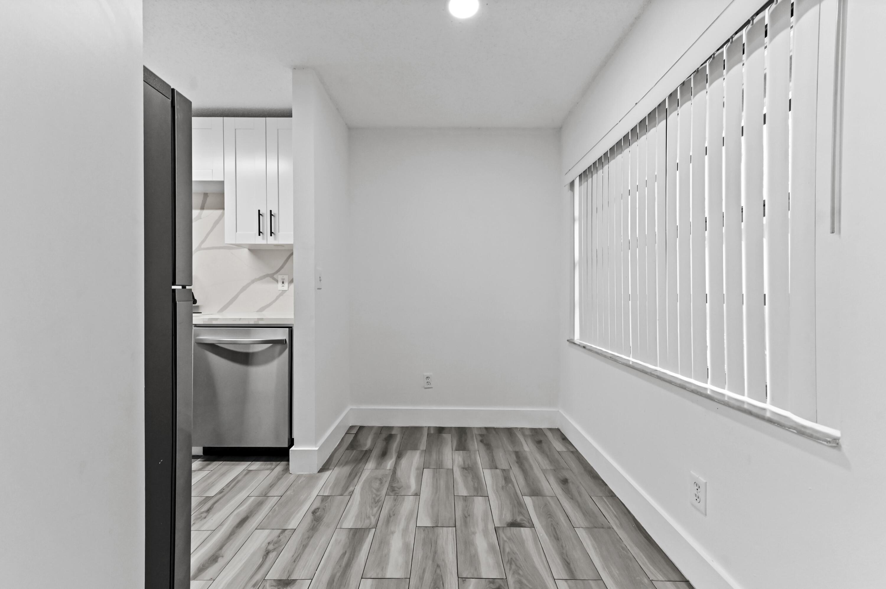 SUMMIT PINES - Residential Lease