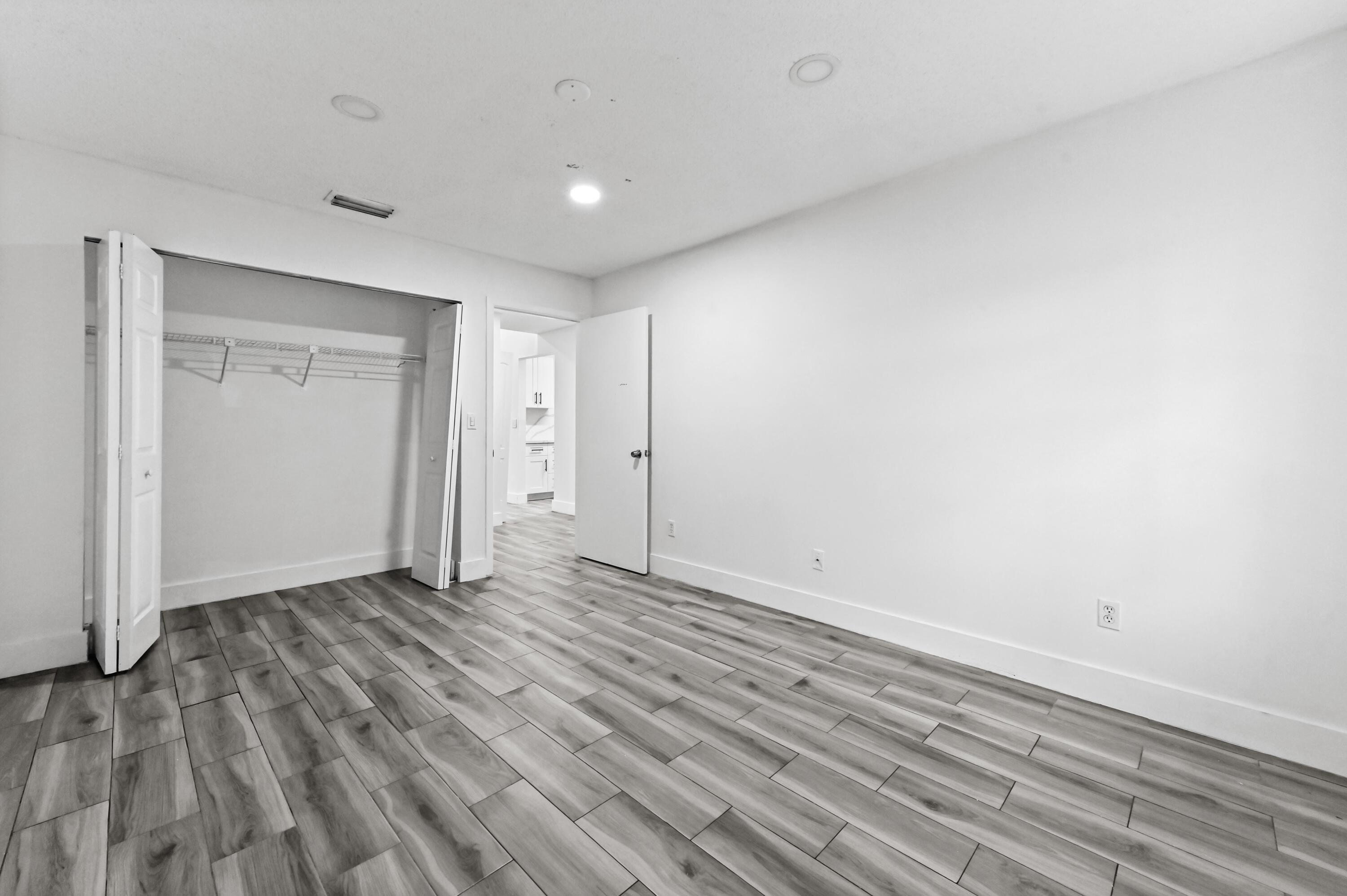 SUMMIT PINES - Residential Lease