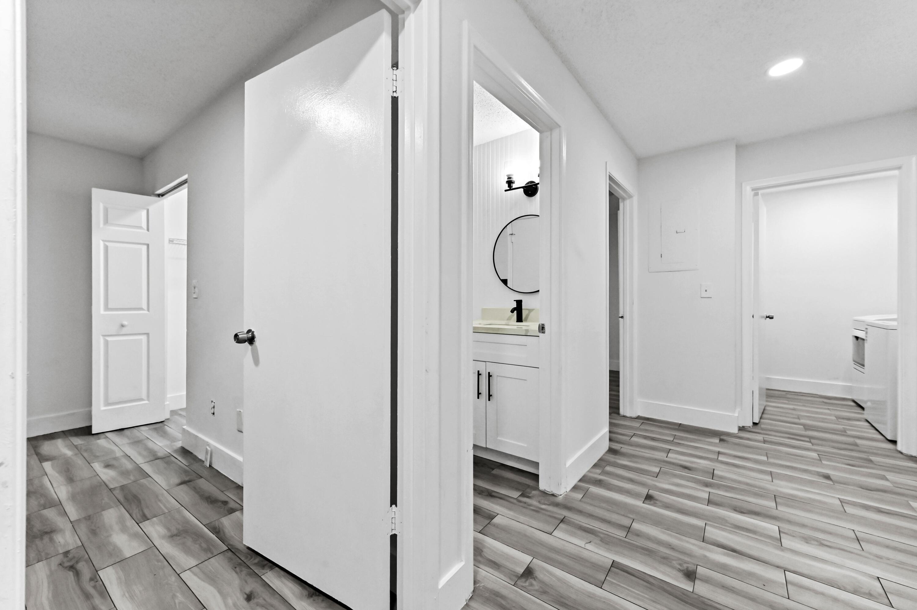 SUMMIT PINES - Residential Lease