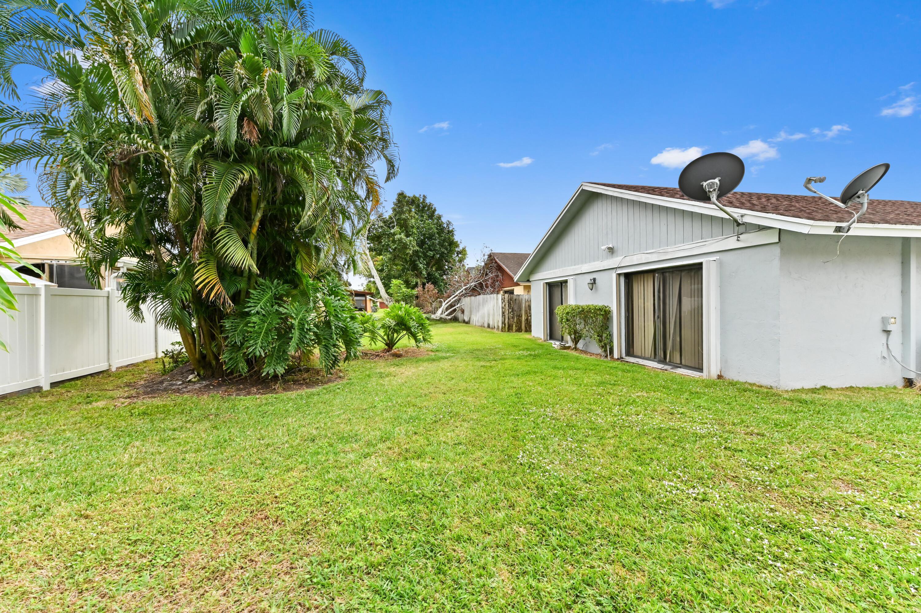 SUMMIT PINES - Residential Lease