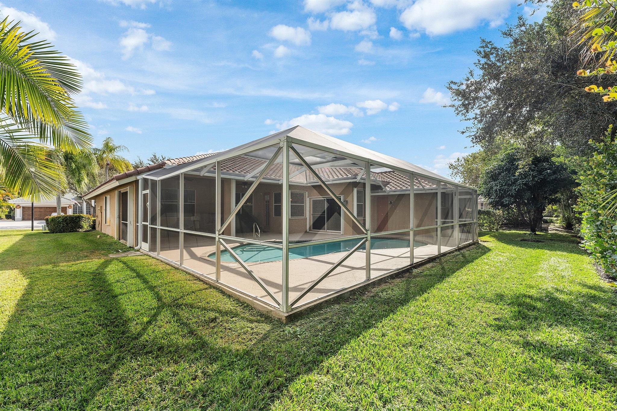 ESTATES OF ROYAL PALM BEA - Residential