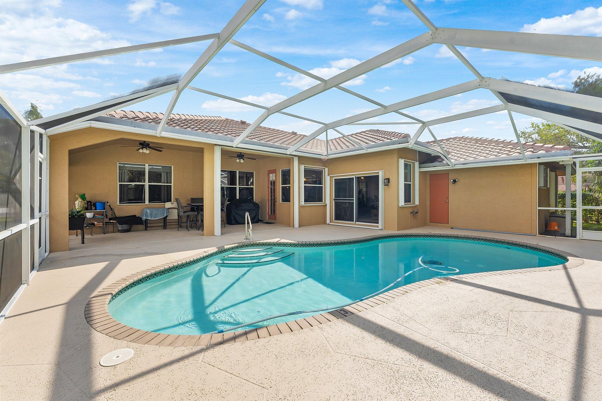 ESTATES OF ROYAL PALM BEA - Residential