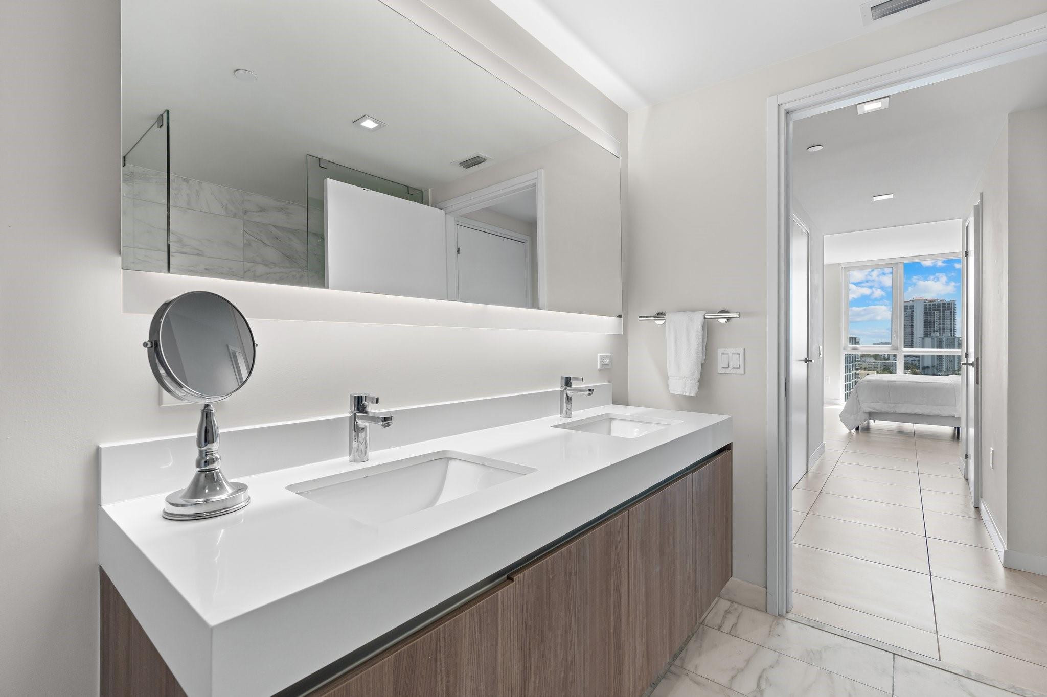 TIFFANY HOUSE CONDO - Residential Lease