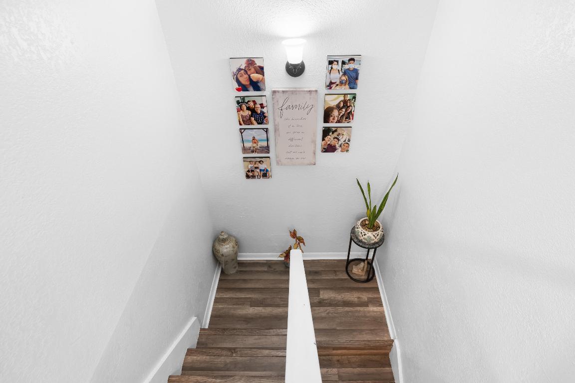 CORAL SPRINGS ESTATE TOWNHOMES - Residential