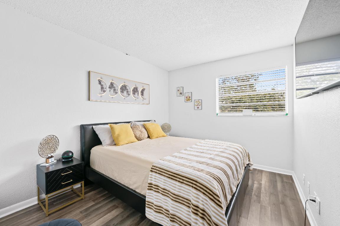 CORAL SPRINGS ESTATE TOWNHOMES - Residential