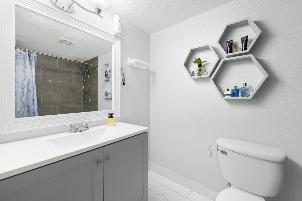 CORAL SPRINGS ESTATE TOWNHOMES - Residential