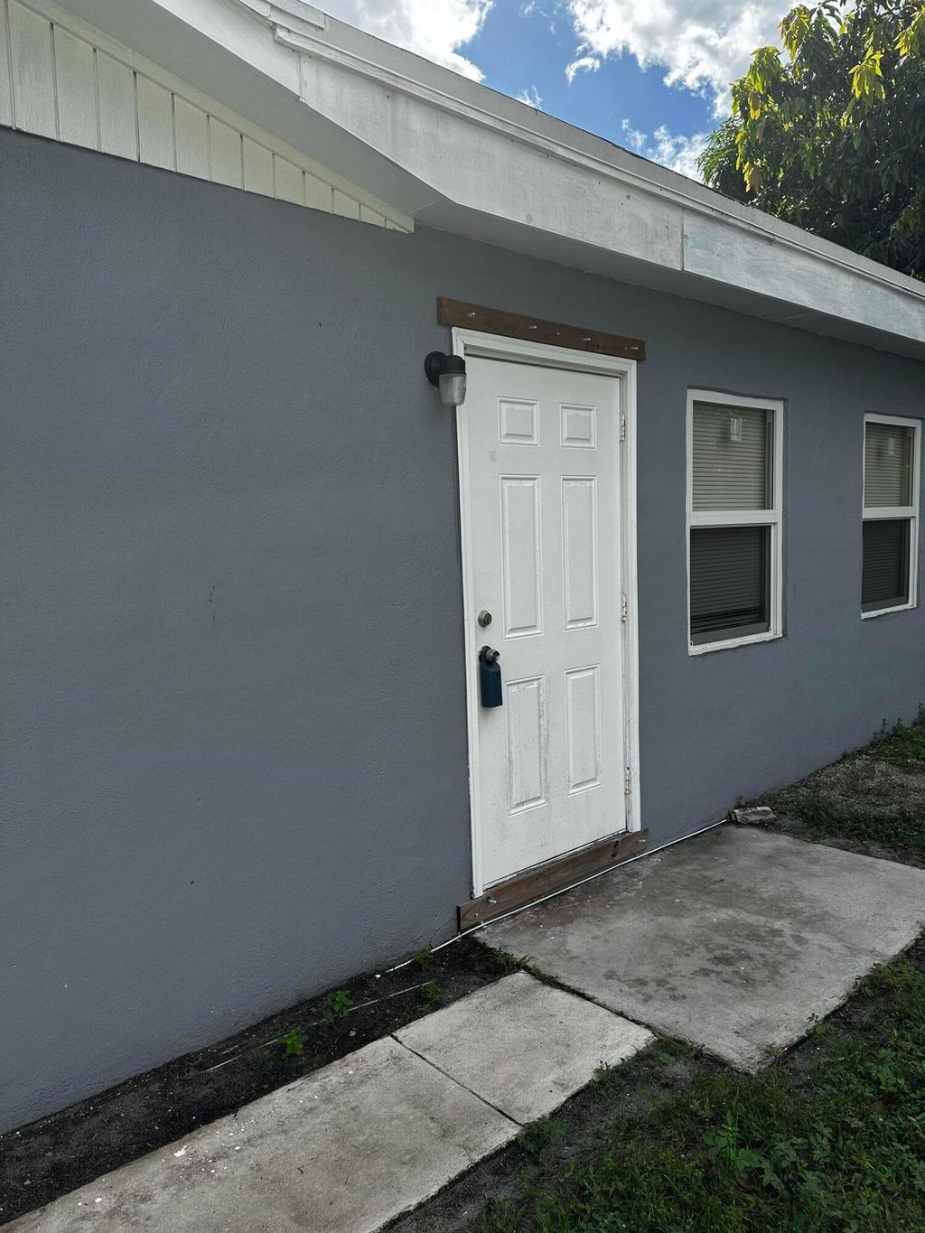 Photo of 1506 Palm Beach Lakes Boulevard, West Palm Beach, FL 33401 (MLS # R11028296)