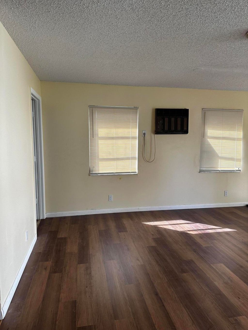 Photo of 1506 Palm Beach Lakes Boulevard, West Palm Beach, FL 33401 (MLS # R11028296)