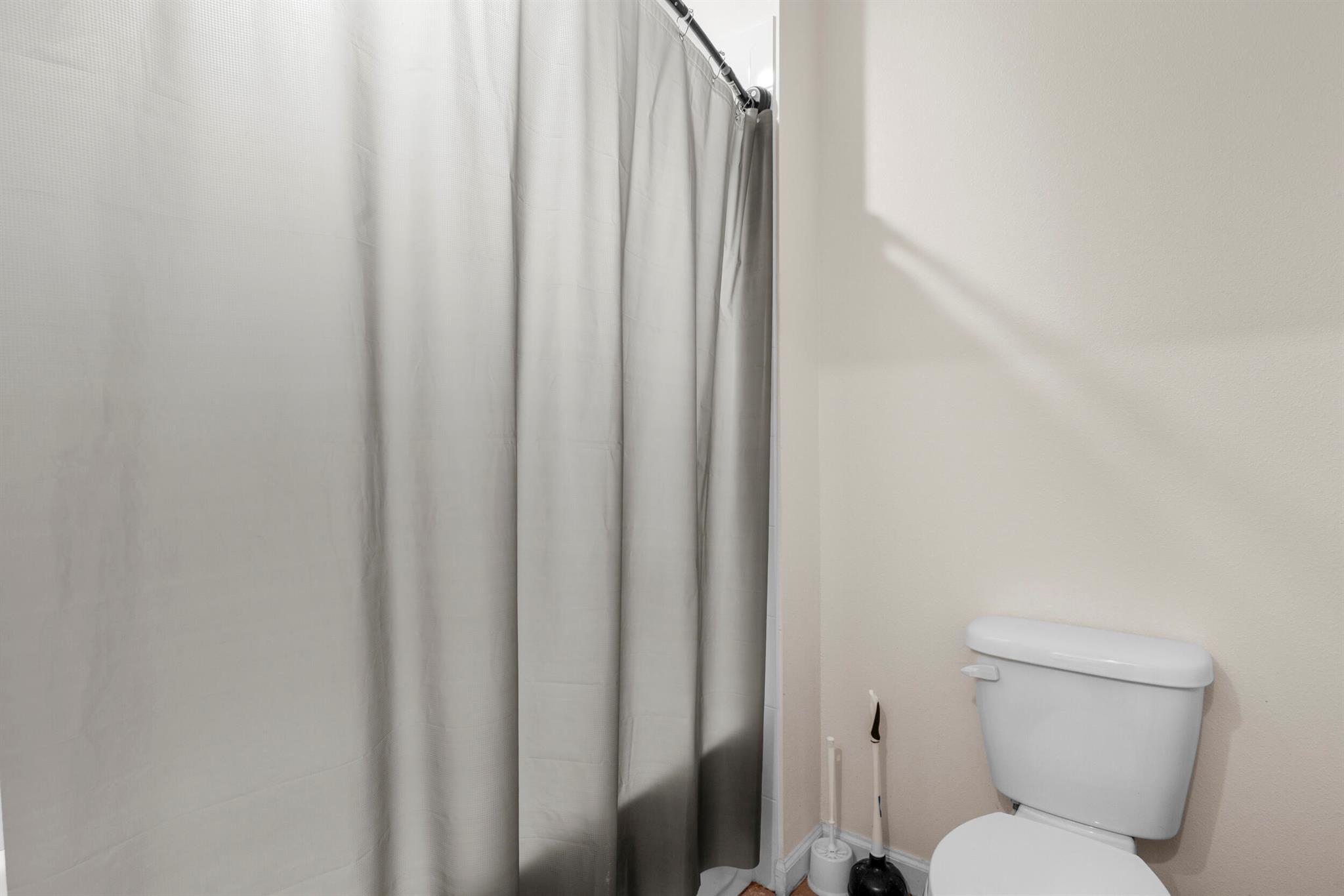 ST ANDREWS PRESERVE - Residential Lease