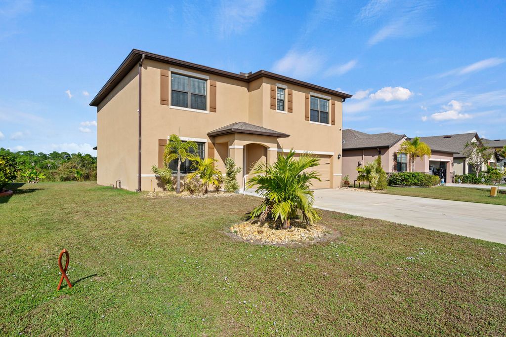 Photo of 6455 NW Castlebrook Avenue, Port Saint Lucie, FL 34983 (MLS # R11143650)